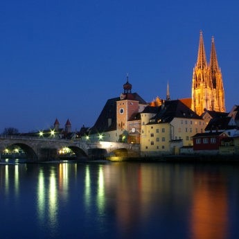 Regensburg-steinerne-Bruecke-neu Regensburg-steinerne-Bruecke-neu